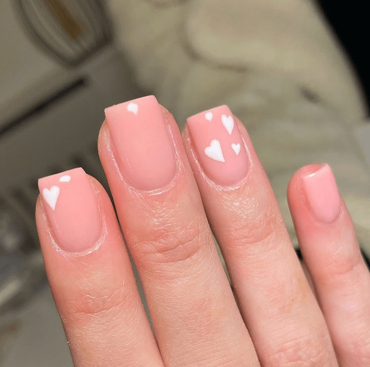 Cute/Simple Spring Nail Designs